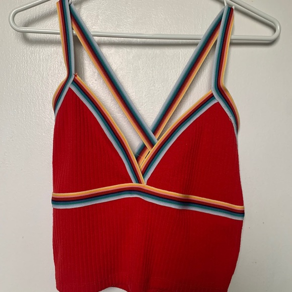 3/$20! ✨ Cross back crop top cami - Picture 2 of 4